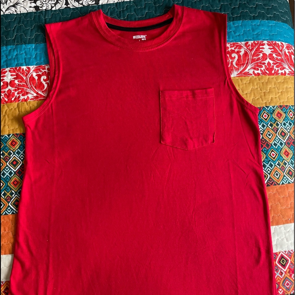 Mens sleeveless shirt
